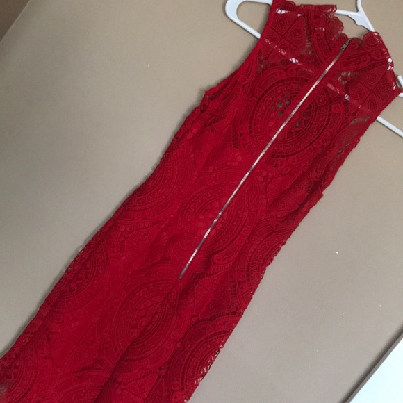 Dress - Picture 3 of 3